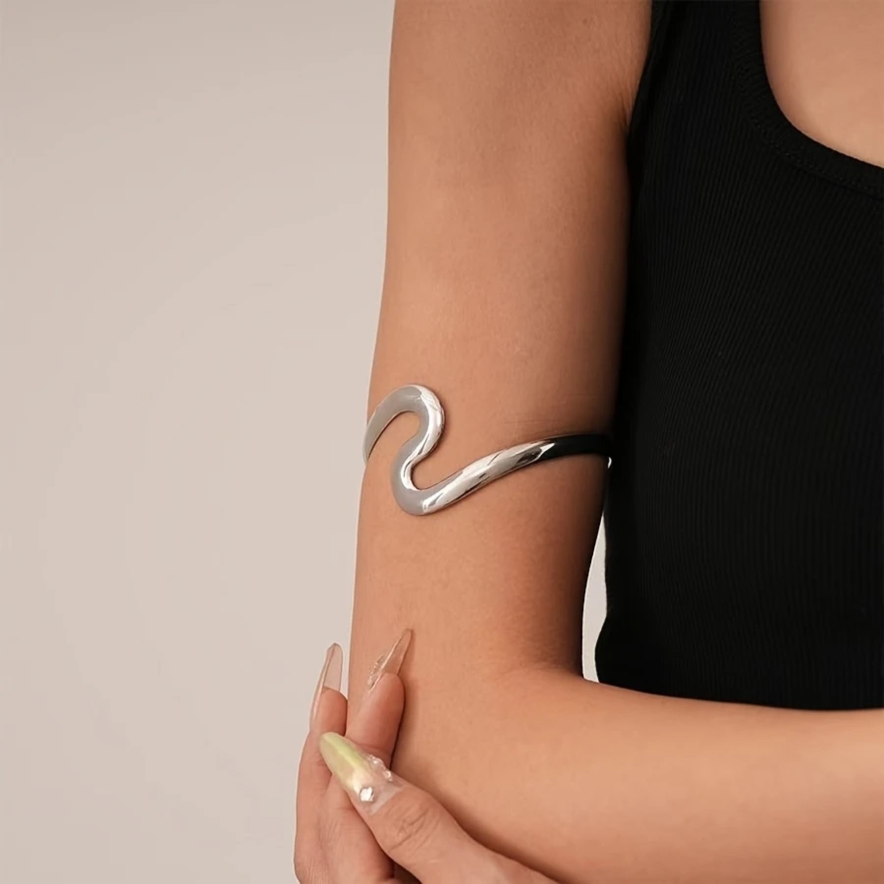 Trendiger und vielseitiger Armreif – Offenes Cuff-Armband für Damen