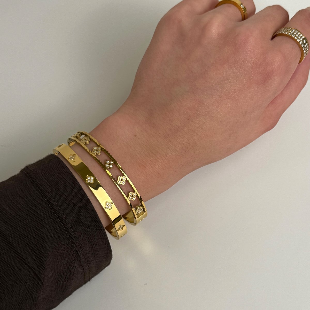 Clover Deluxe Armreif